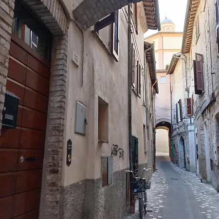 Camera Vacanze Lusitana C Foligno Exterior photo