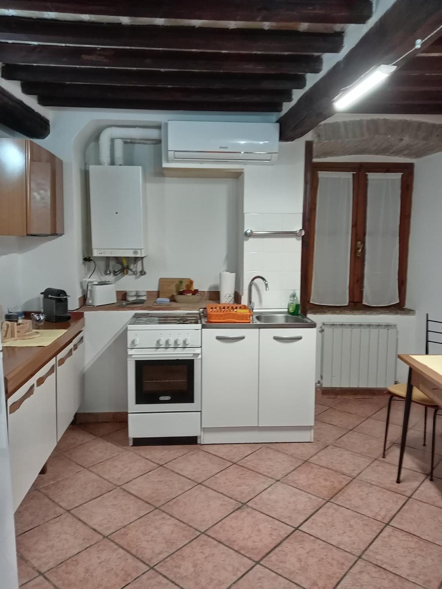 Vacanze Lusitana C Holiday home Foligno